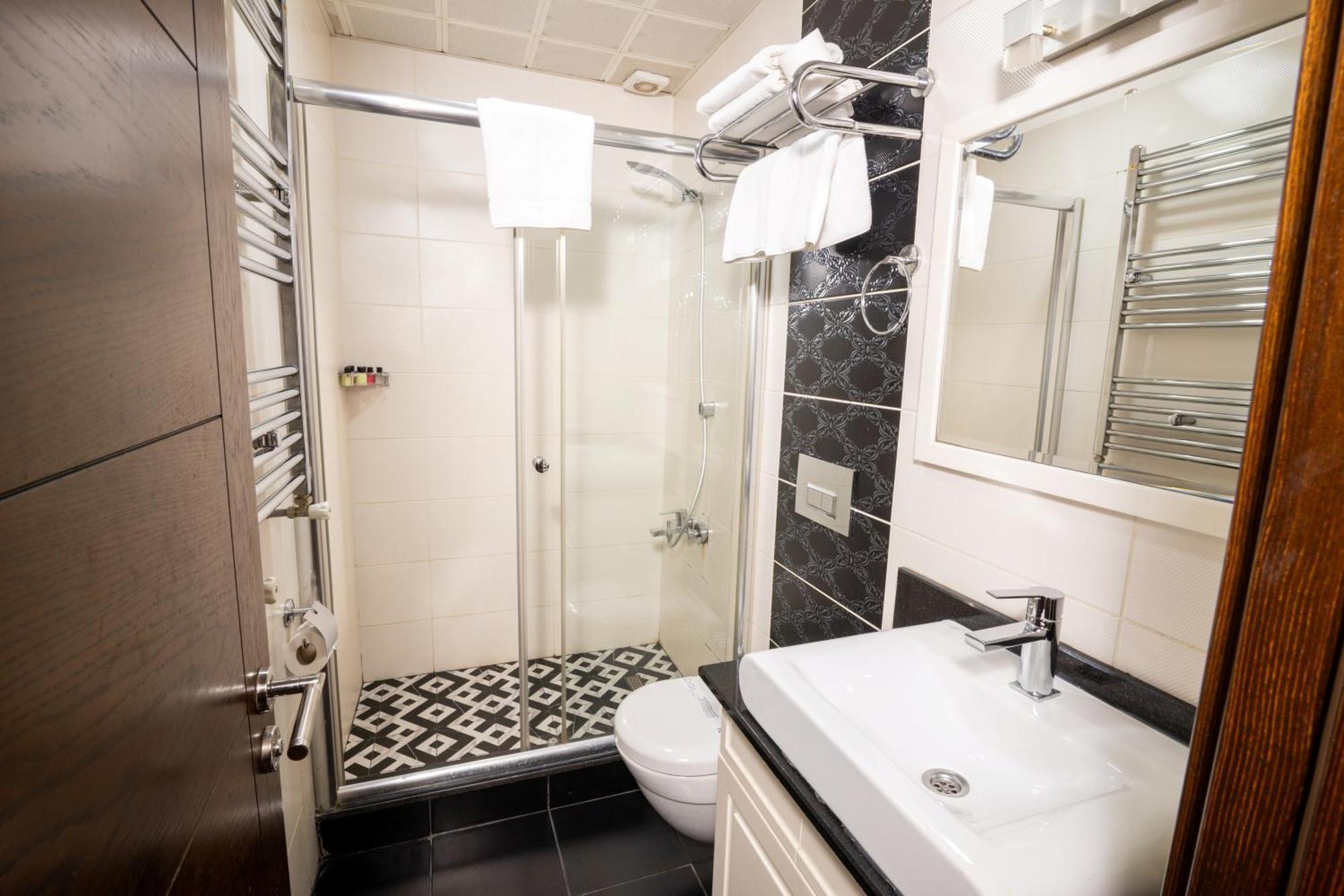Sisli Luxury K Suites Hotel Provincia di Provincia di Istanbul Esterno foto